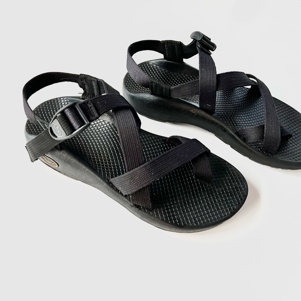 Chaco Women’s Z/2 Classic Sandal - Black size 9